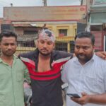 CHANDAULI : मुगलसराय में खराब आम बेचने का विरोध करने पर ऑटो चालक पर 25 लोगों ने किया हमला,ऑटो चालक गंभीर रूप से घायल।