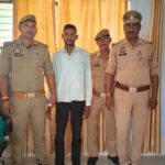 चन्दौली में गोतस्करी पर पुलिस की बड़ी कार्रवाई, 8 गोवंश बरामद, 1 आरोपी गिरफ्तार l