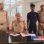 चंदौली: इलिया पुलिस की बड़ी कार्रवाई, आधा दर्जन से अधिक मुकदमों में वांछित शातिर भैंस चोर अमरजीत गिरफ्तार