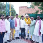 शिक्षक एमएलसी चुनाव: सपा प्रत्याशी के समर्थन में चंदौली प्रभारी बनाए गए हाजी परवेज अहमद जोखू का हुआ सम्मान