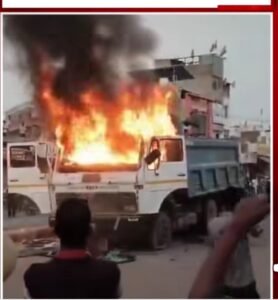 जोधपुर में दर्दनाक सड़क हादसा, डंपर की चपेट में आए बाइक सवार दंपति